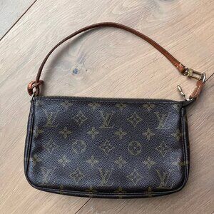 Louis Vuitton Monogram Pouchette Handbag